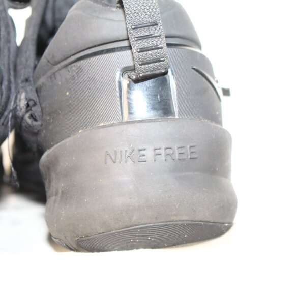 NIKE main image 4